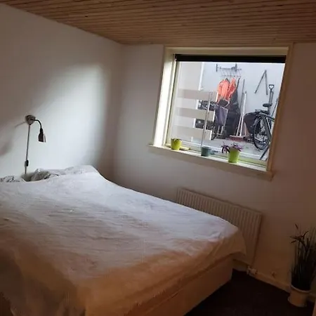 Apartament Lille Lejlighed Med Egen Indgang *