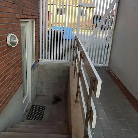 Lille Lejlighed Med Egen Indgang * Esbjerg
