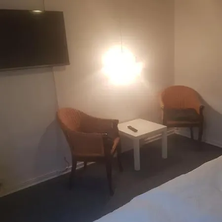Lille Lejlighed Med Egen Indgang Apartament *
