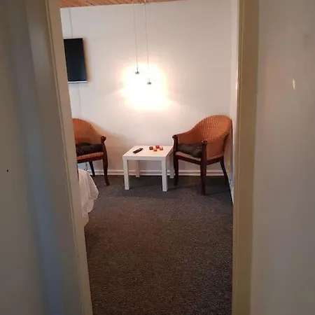 Apartament Lille Lejlighed Med Egen Indgang *