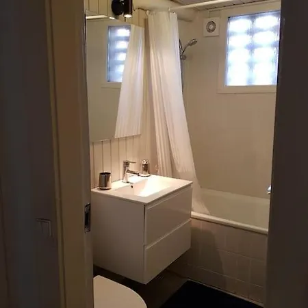 Apartament Lille Lejlighed Med Egen Indgang *